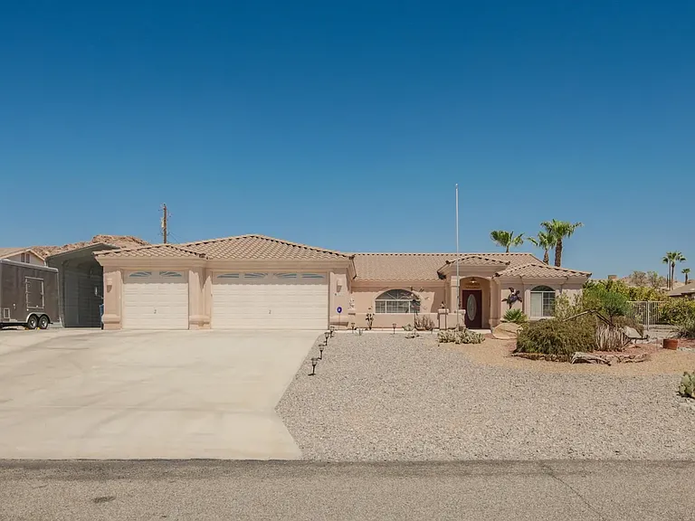 3333 Candlewood Dr — Photo 2