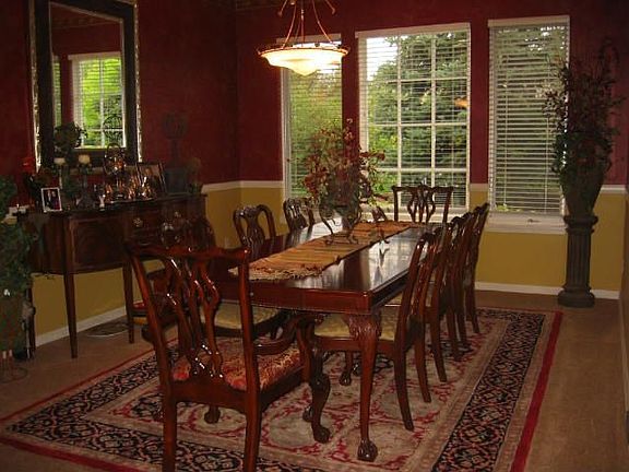 Formal Dining