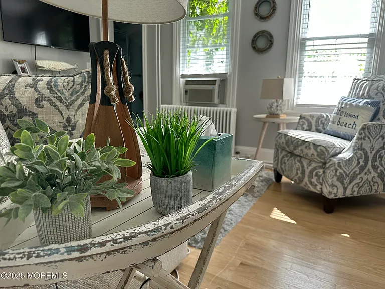 12 Surf Ave — Photo 6
