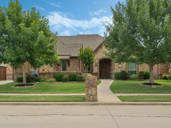 9112 Belshire Dr, North Richland Hills, TX 76182