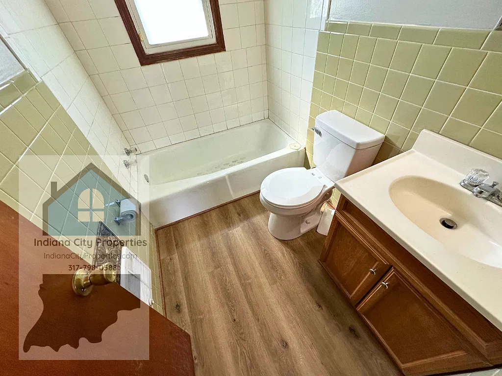 Home Avenue Apts - 579-3 — Photo 4