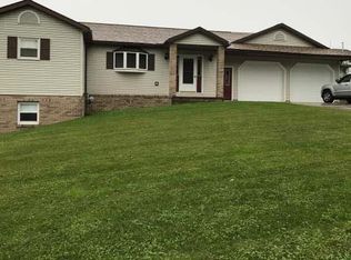 109 McGraw Dr, Youngsville, PA 16371