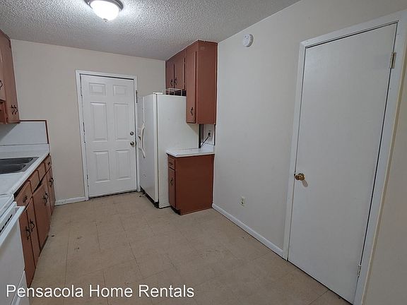 5th image of 6710A Gully Ln
