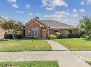 8510 Wind Drift Ln, Rowlett, TX 75088