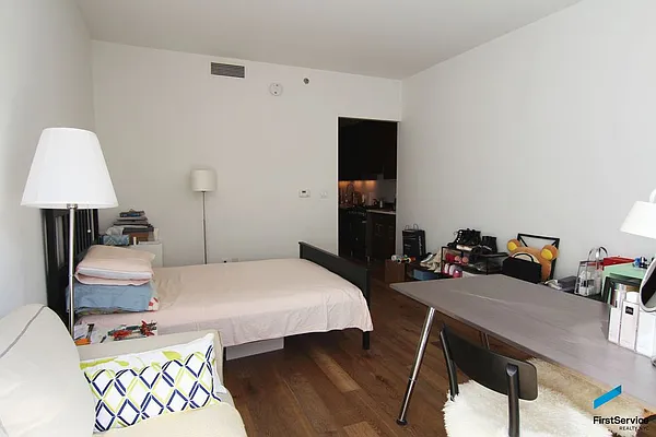 Rented by FirstService Realty (legacy) | media 36