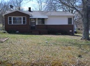 1926 S Ashland Dr, Burlington, NC 27217