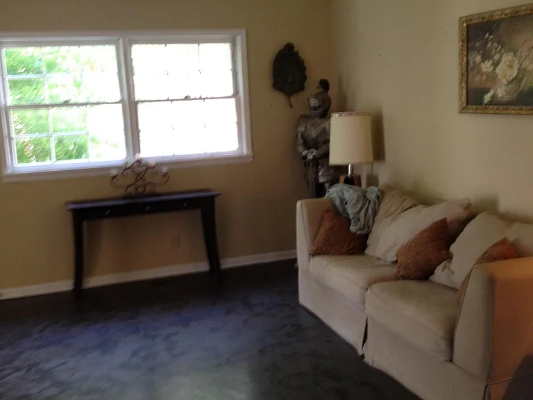705 S Phoenix Ave #1 — Photo 6