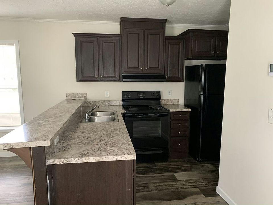 1st image of 5321 NE 24th Pl #24