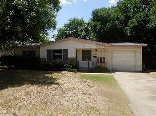 5304 Mallory Dr, Haltom City, TX 76117