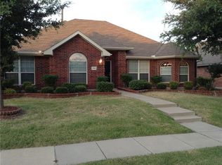 7302 Colfax Dr, Rowlett, TX 75089