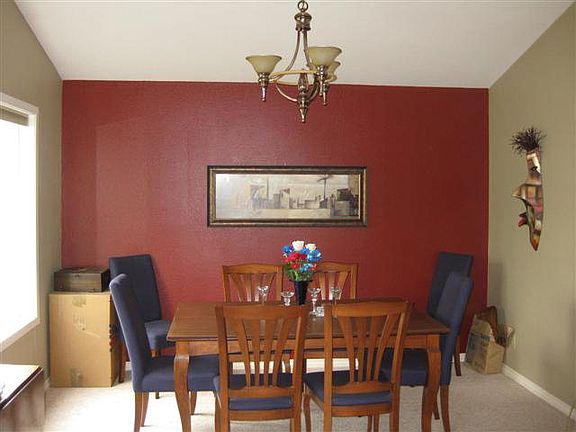 5th image of 1130 SE Sandalwood Dr