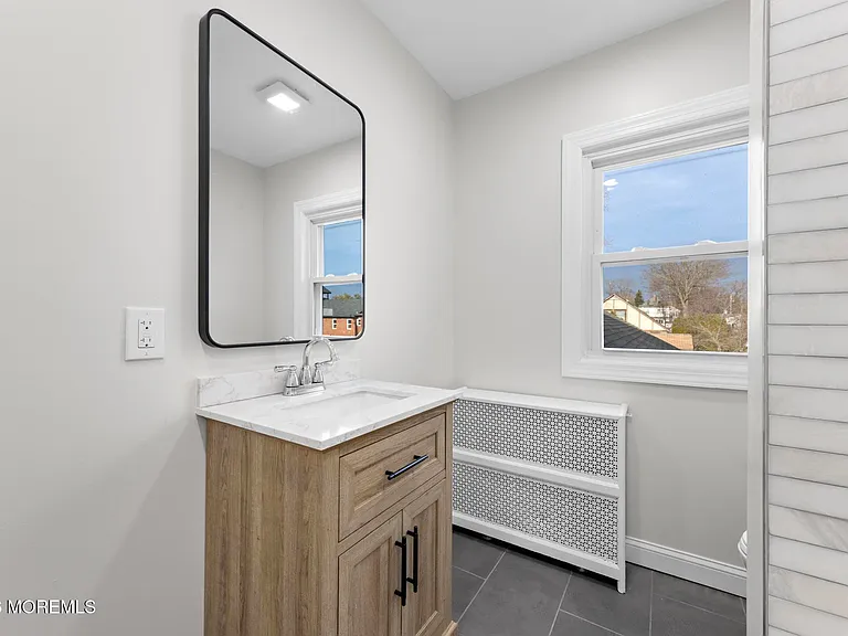 260 Main St #2 — Photo 24