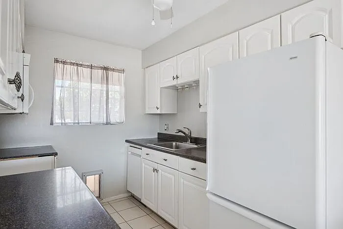 5458 E Boston St — Photo 12
