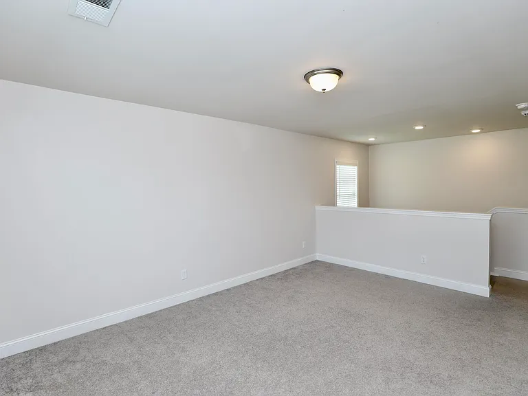 870 Curlew Cir — Photo 37
