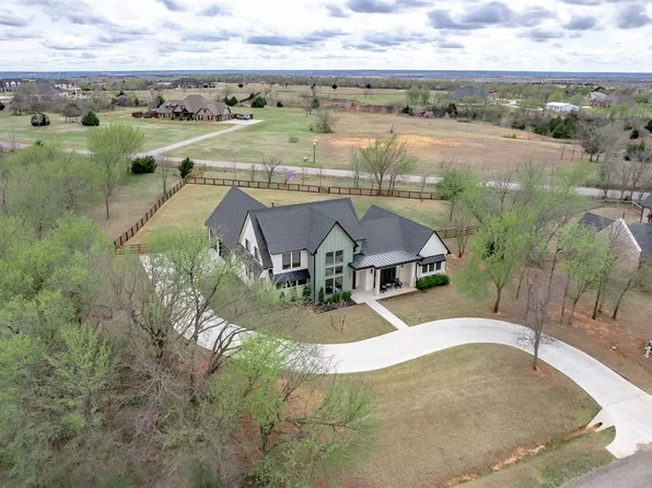 2562 Sandplum Ln, Goldsby, OK 73093