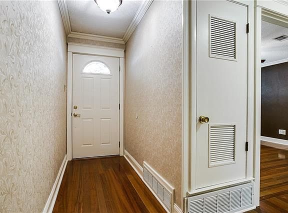 4th image of 2617 Mimosa Park Dr