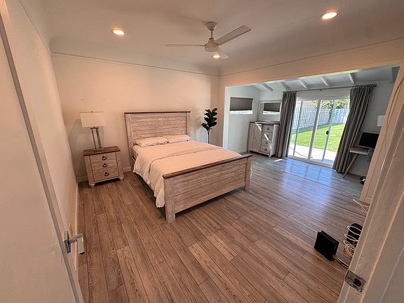 5th image of 6528 San Vicente Blvd