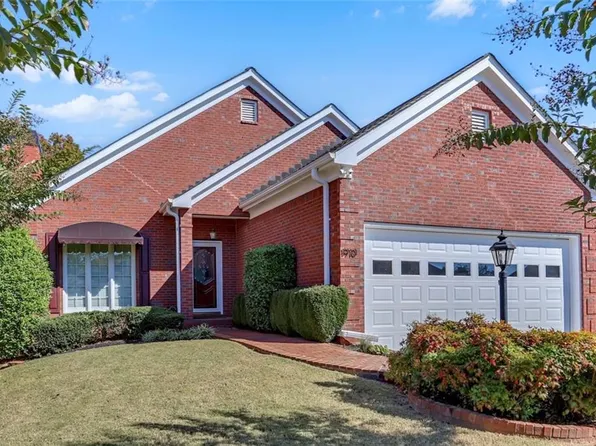1910 Stockton Walk Ln, Snellville, GA 30078