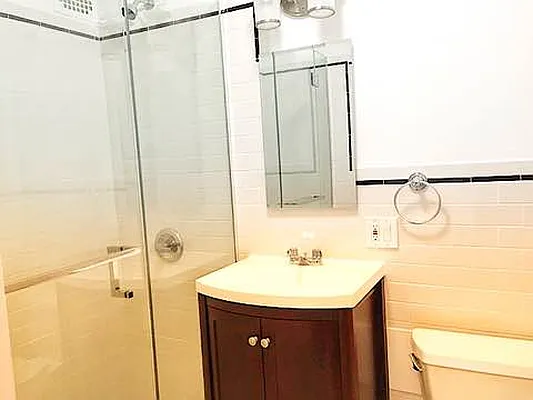 Rented by Friedman Roth Realty | media 21