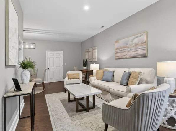 95 Court Street #4, Exeter, NH 03833