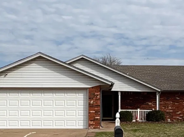 4302 Rampart St, Enid, OK 73703