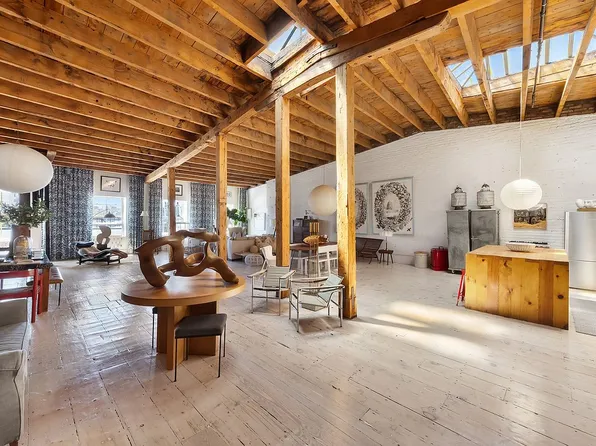 115 South St #Townhouse, New York, NY 10038