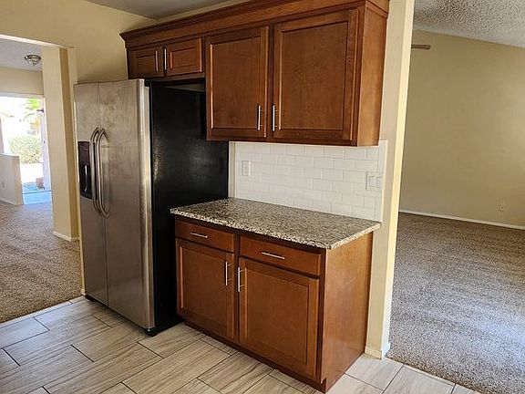 5th image of 3643 W Fairview Ln