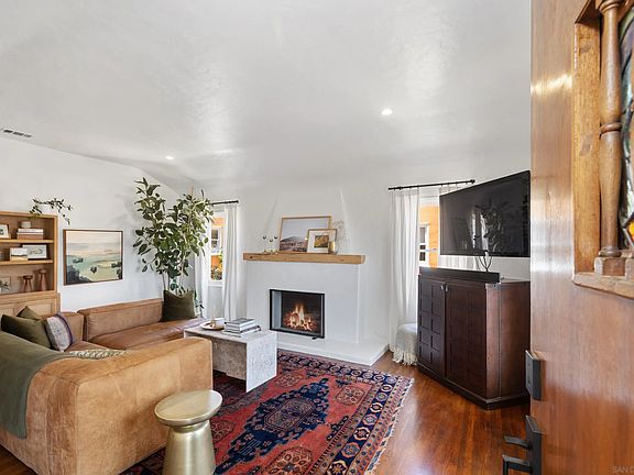 5th image of 4826 Biona Dr