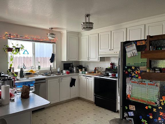 5th image of 1370 Gaspar Court