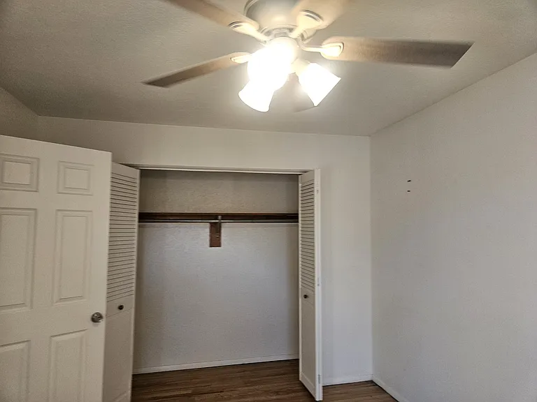 1285 W Clifton Blvd #6 — Photo 7