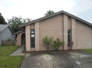 5104 Springwood Dr, Tampa, FL 33624