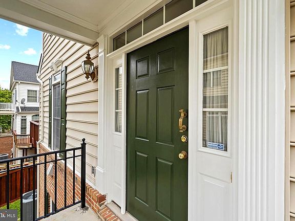 4th image of 4519 Fair Valley Dr