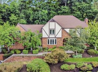 20 Hawthorne Ct, Morristown, NJ 07960