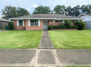 5458 Loch Lomond Dr, Houston, TX 77096