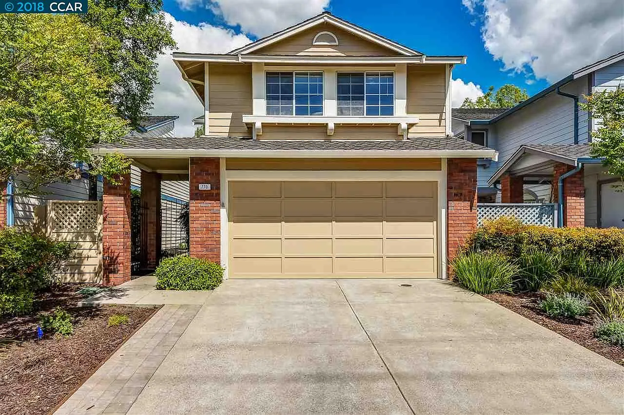 770 Winterside Cir photo 1