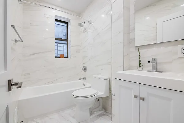 Rented by Bohemia Realty Group | media 13