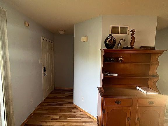 4th image of 105 Millview Dr