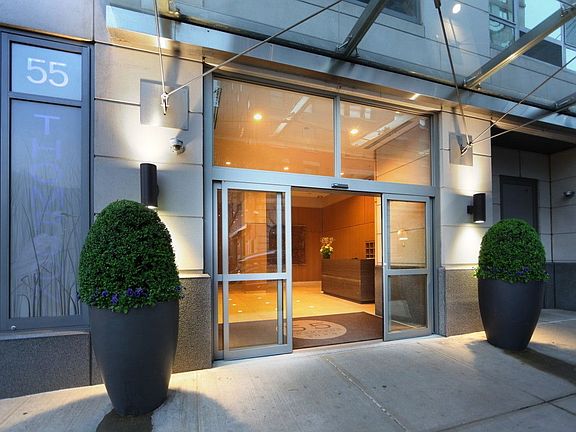 4th image of 55 Thompson St #405