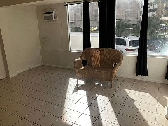 5th image of 2406 Kuhio Ave APT 104