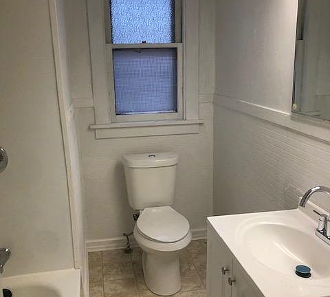 2nd image of 20 Copsewood Ave #2