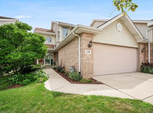 174 Harper Ln, Lemont, IL 60439