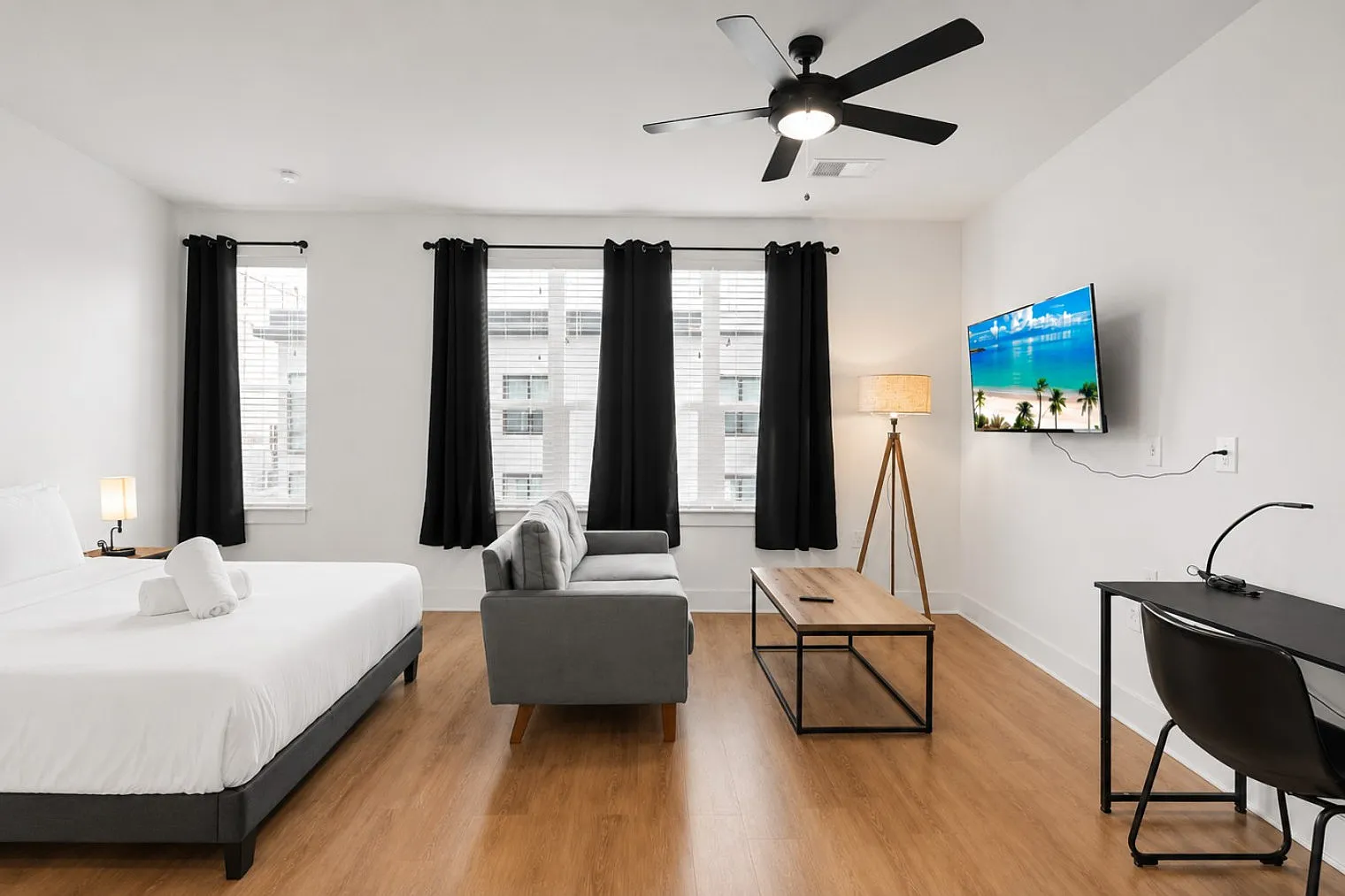Studio, 1.0 bath, 602 sqft, $3,813 — Photo 1