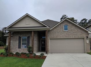 8194 Fairlane Dr, Denham Springs, LA 70726