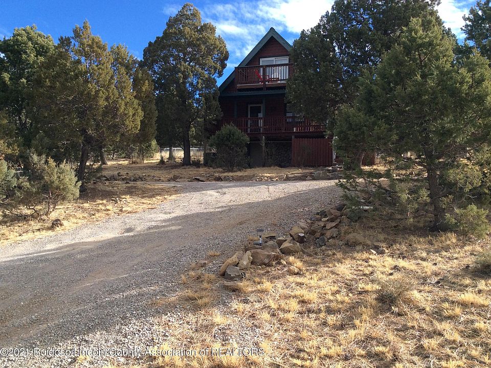 1st image of 111 Pronghorn Ln