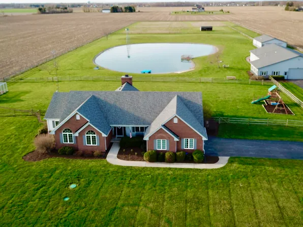 8909 Lynch Rd, Ottawa Lake, MI 49267