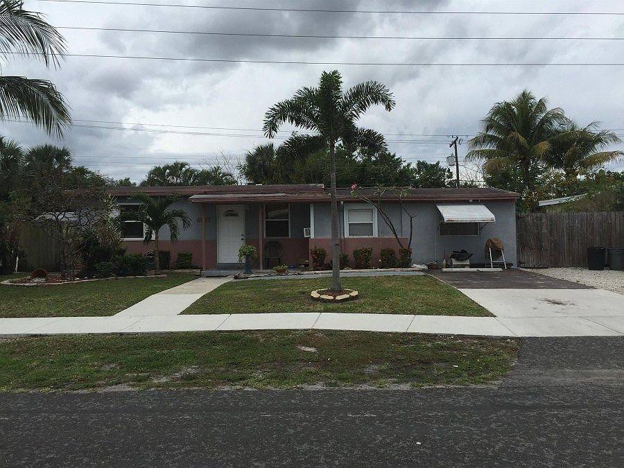 1st image of 4887 NE 14th Ave