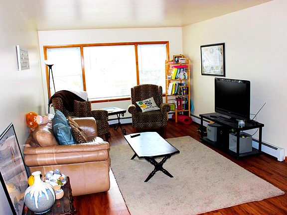 3rd image of 7638 Wilcox St APT 2F