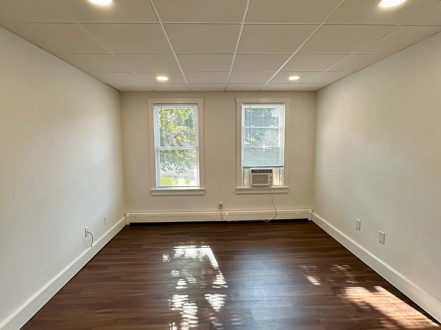 2 bed, $2,450 — Photo 2