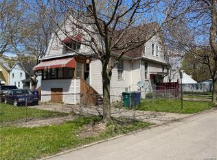 37 B St, Niagara Falls, NY 14303