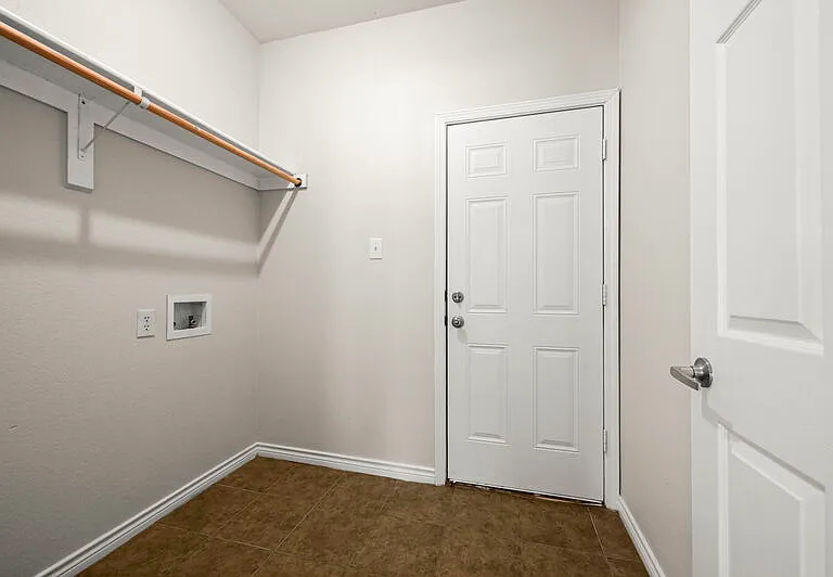 22898 Sabine Dr — Photo 19